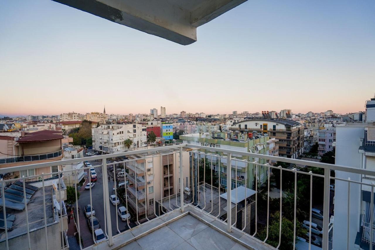 Central And Comfy Flat With Balcony In Muratpasa Antalya Exterior foto
