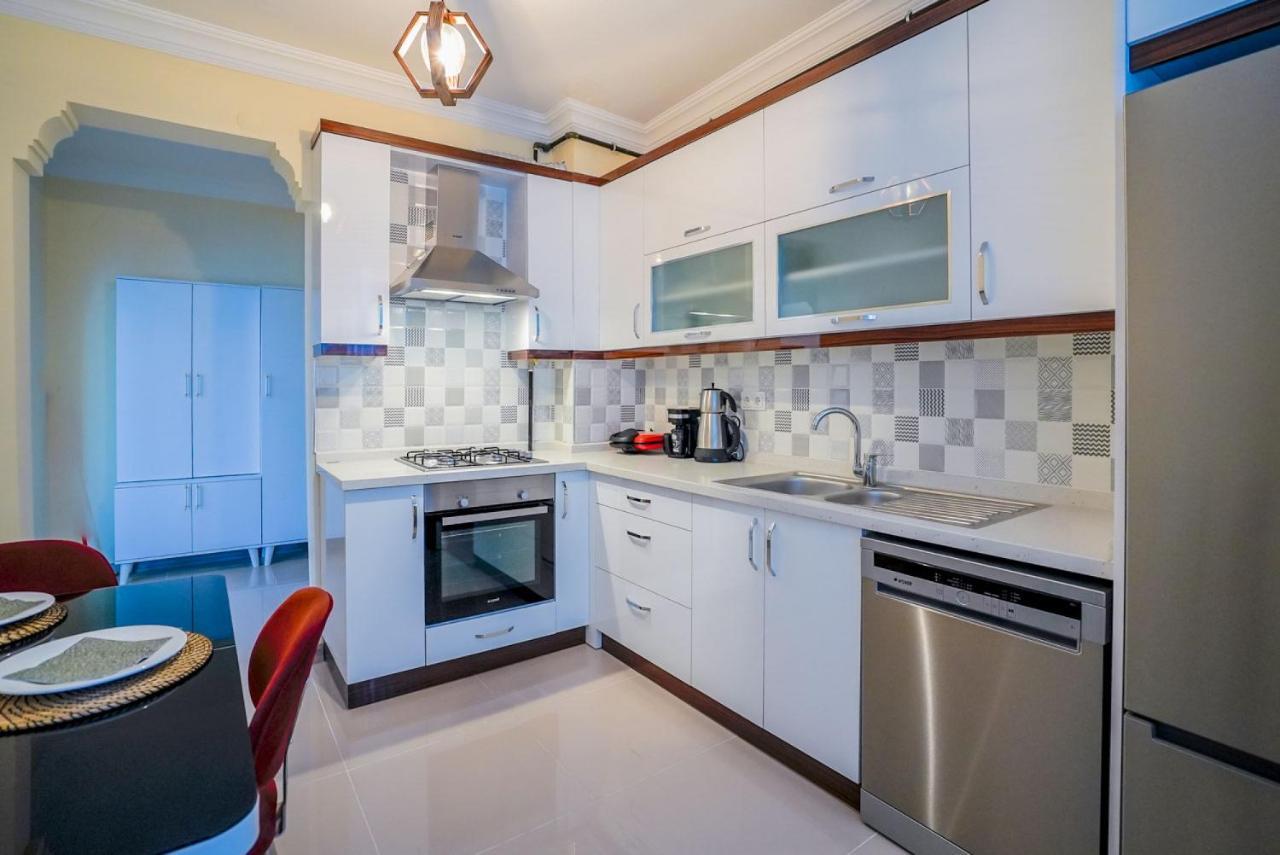 Central And Comfy Flat With Balcony In Muratpasa Antalya Exterior foto